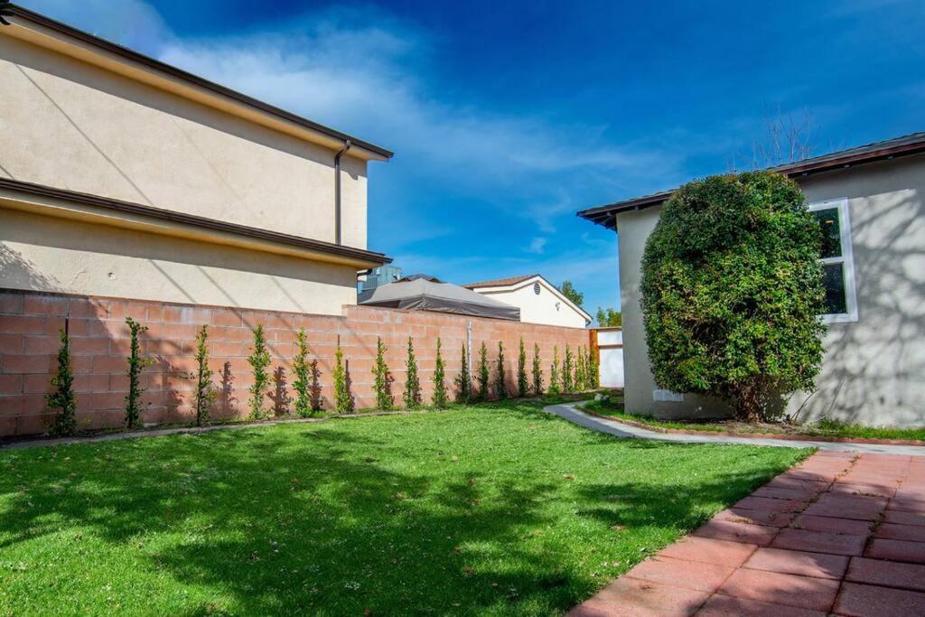 Beautiful 3 Bed 1 Bath Designer Home + Hot Tub Los Angeles Exterior foto